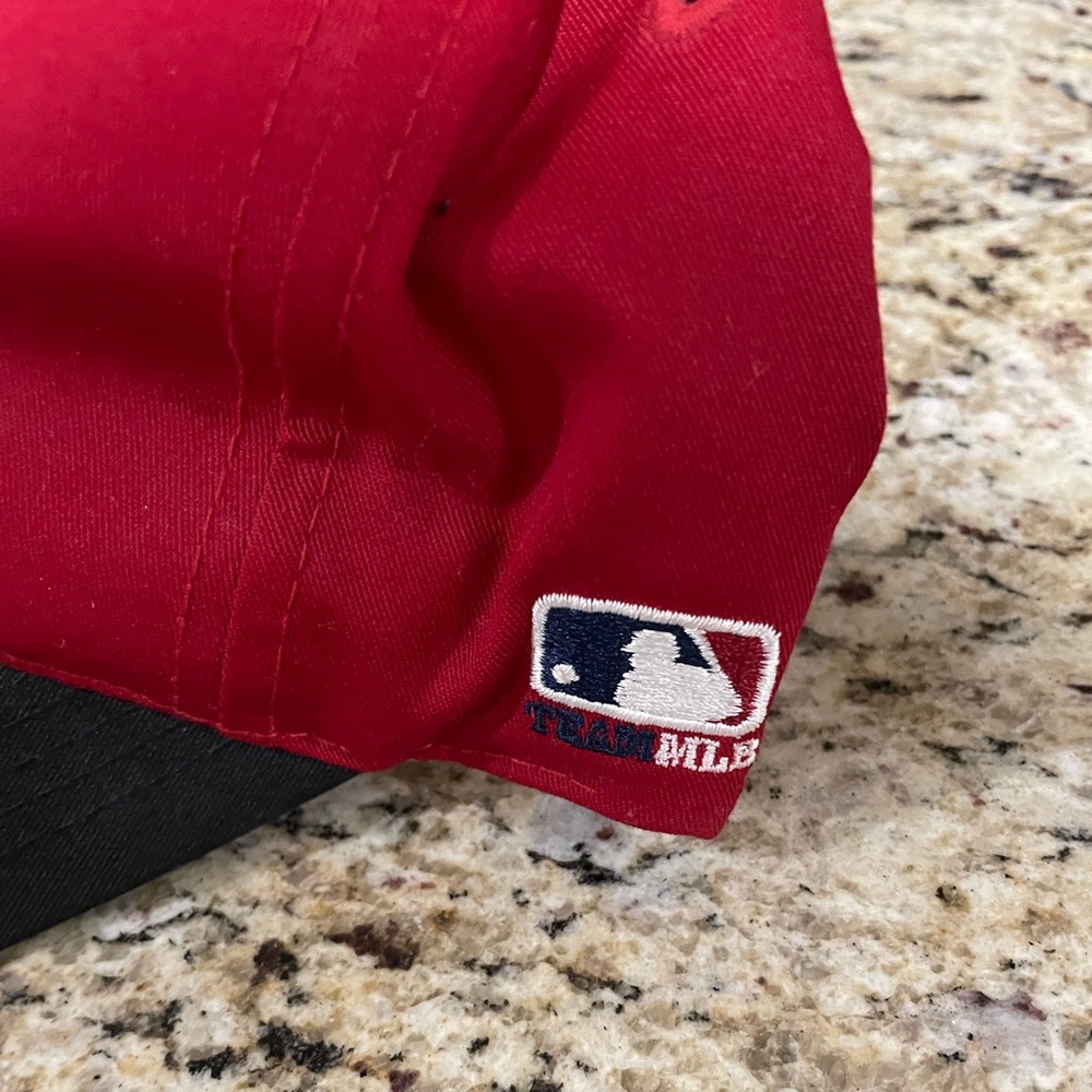 Cincinnati Reds hat - Picture 2 of 4